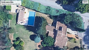 Dans maison campagne Aixoise, 15 mn Aix en Provence,dans partie indépendente,louns studio 45 mcarré, cmposé de deux chambres,salon séjour,slb et petite terrasse et d'une entré indépendante.